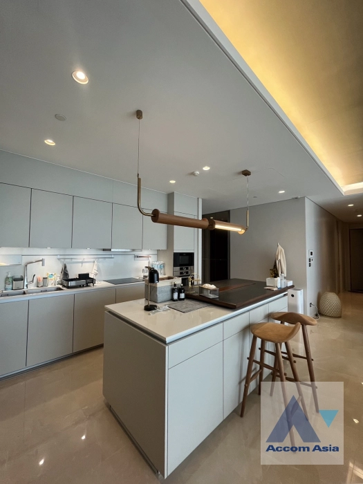 5  2 br Condominium For Rent in Ploenchit ,Bangkok BTS Chitlom at The Residences at Sindhorn Kempinski Hotel Bangkok AA41399