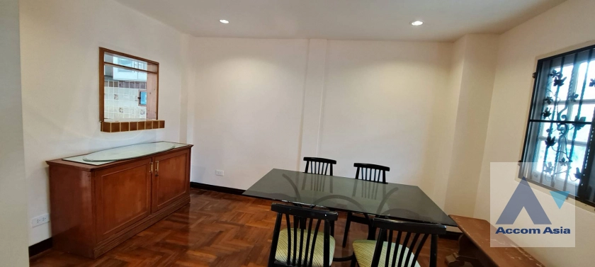 unit 3 Bedrooms  House For Rent in Ramkhamhaeng, Bangkok  (AA41407)