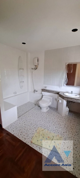 9  3 br House For Rent in Ramkhamhaeng ,Bangkok  at Forest Park Village AA41407