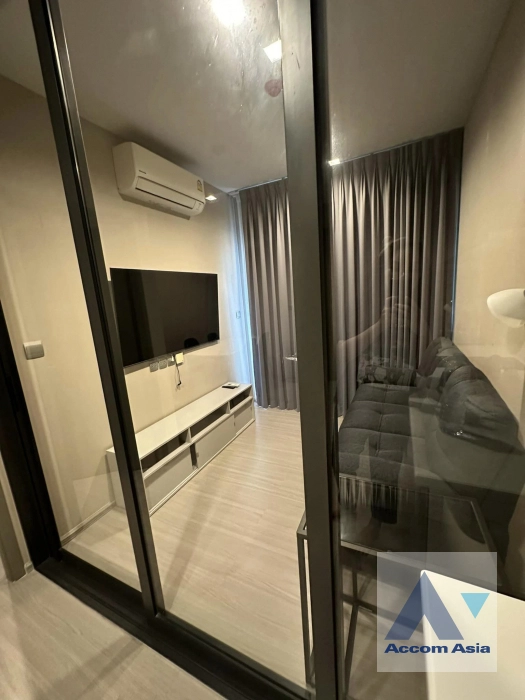 unit 1 Bedroom  Condominium For Rent in ,   near MRT Rama 9 - ARL Makkasan (AA41408)
