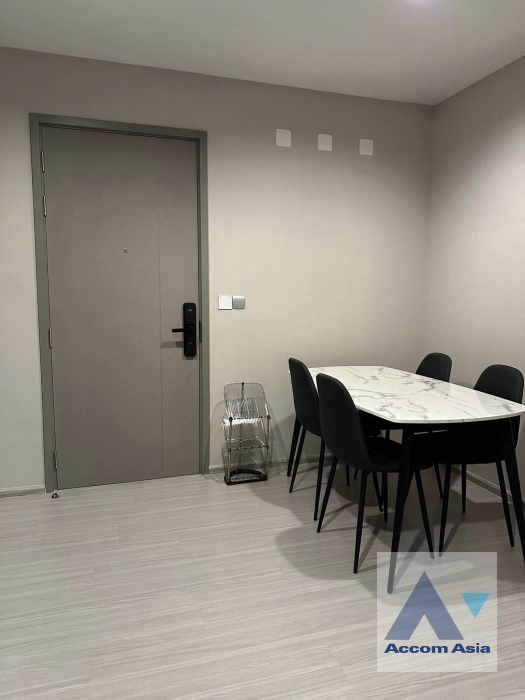 unit 1 Bedroom  Condominium For Rent in ,   near MRT Rama 9 - ARL Makkasan (AA41408)