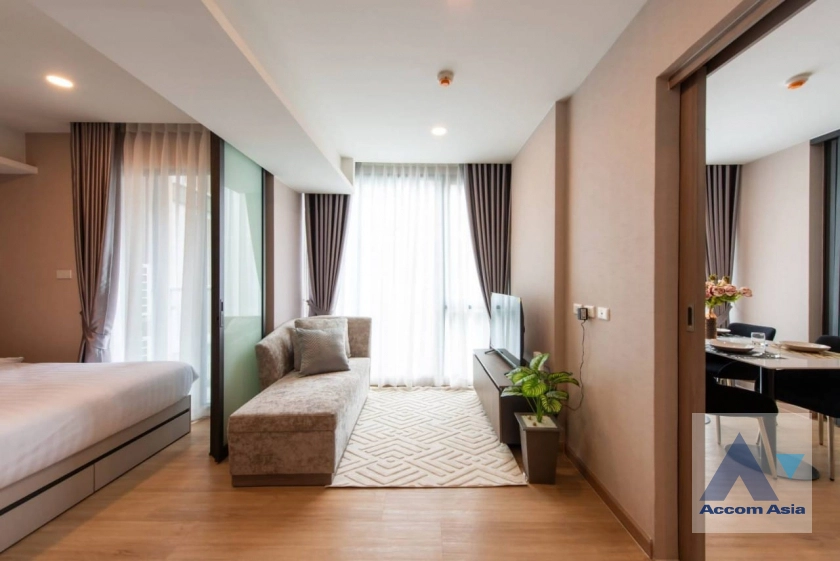  LLOYD Soonvijai-Thonglor Condominium  2 Bedroom for Rent ARL Makkasan in Ratchadaphisek Bangkok