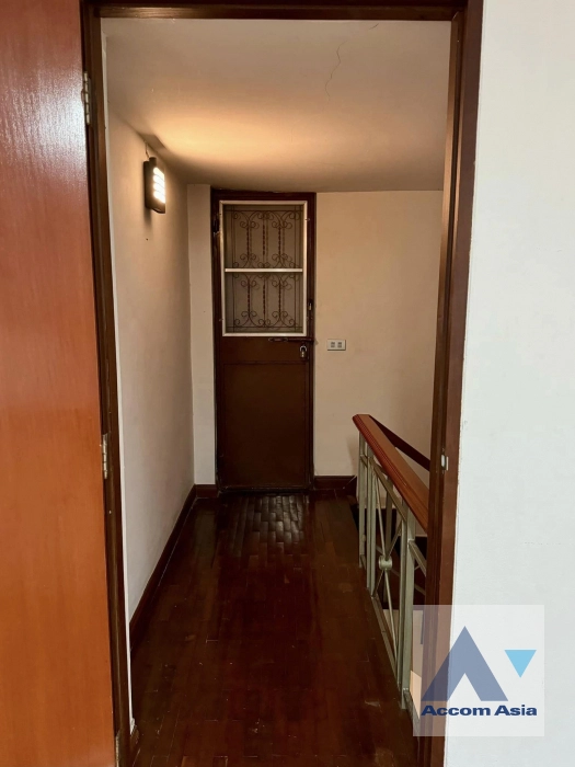 18  4 br House For Rent in Lat Phrao ,Bangkok BTS Sena Nikhom AA41417