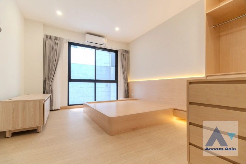 19  3 br House for rent and sale in Ploenchit ,Bangkok BTS Ploenchit AA41427