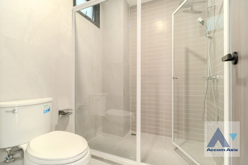 28  3 br House for rent and sale in Ploenchit ,Bangkok BTS Ploenchit AA41427