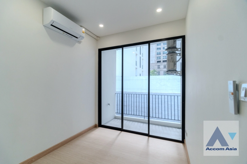 29  3 br House for rent and sale in Ploenchit ,Bangkok BTS Ploenchit AA41427