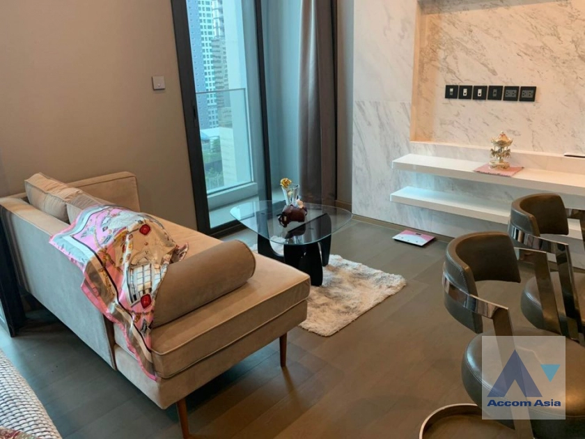  The Esse At Singha Complex Condominium  1 Bedroom for Rent MRT Phetchaburi in Ratchadaphisek Bangkok