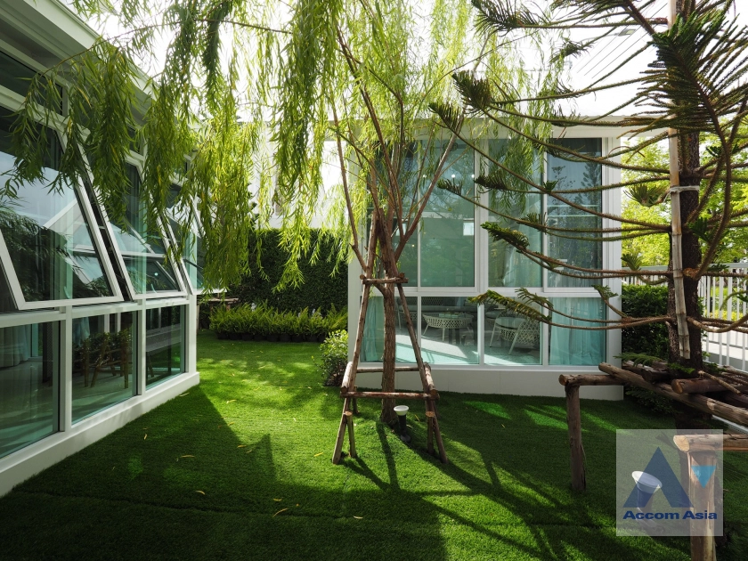 29  4 br Townhouse for rent and sale in Samutprakan ,Samutprakan  at Villaggio Srinakarin-Bangna 2 AA41432