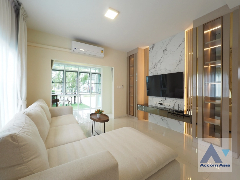 unitFully Furnished |  4 Bedrooms  Townhouse For Rent & Sale in Samutprakan, Samutprakan  (AA41432)