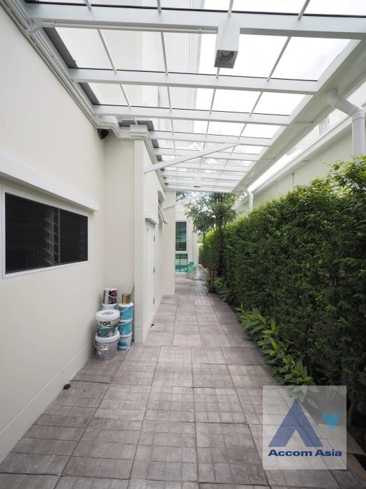 25  4 br Townhouse for rent and sale in Samutprakan ,Samutprakan  at Villaggio Srinakarin-Bangna 2 AA41432