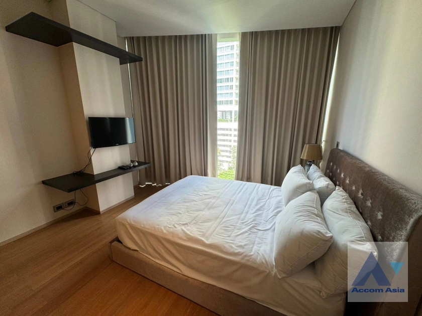 8  2 br Condominium for rent and sale in Silom ,Bangkok BTS Sala Daeng - MRT Silom at Saladaeng Residences AA41436