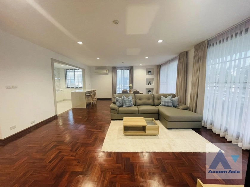 unitPet friendly |  2 Bedrooms  Apartment For Rent in Sukhumvit, Bangkok  near BTS Thong Lo (AA41439)