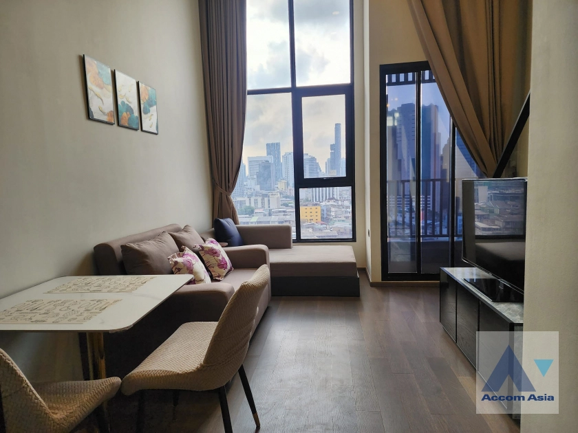 Fully Furnished, Duplex Condo |  Park Origin Chula Samyan Condominium  1 Bedroom for Rent   in Silom Bangkok