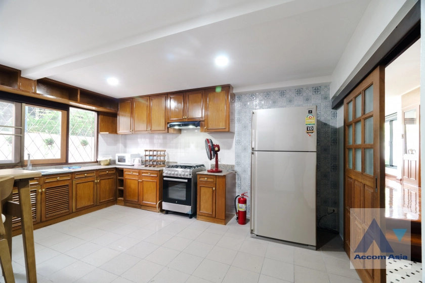 13  3 br House For Rent in Sukhumvit ,Bangkok BTS Thong Lo AA41449