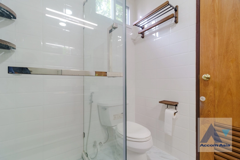 27  3 br House For Rent in Sukhumvit ,Bangkok BTS Thong Lo AA41449