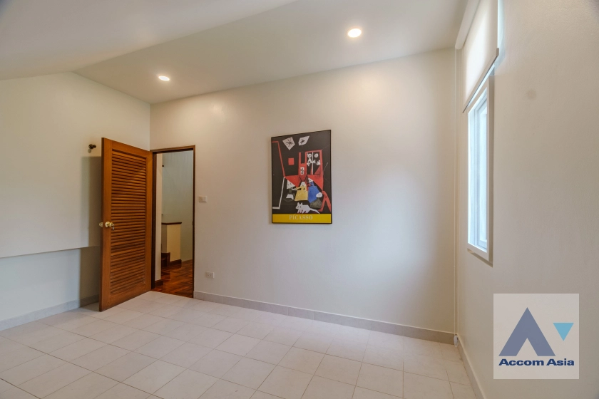 29  3 br House For Rent in Sukhumvit ,Bangkok BTS Thong Lo AA41449