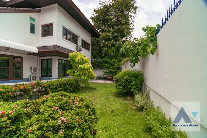 49  3 br House For Rent in Sukhumvit ,Bangkok BTS Thong Lo AA41449