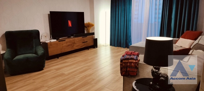 unit 2 Bedrooms  Condominium For Sale in Sukhumvit, Bangkok  near BTS Thong Lo (AA41450)