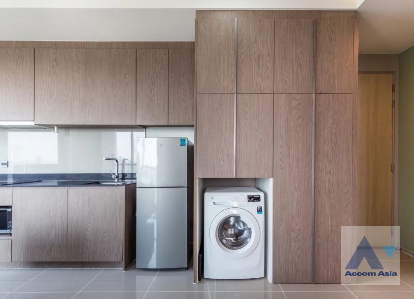 unit 2 Bedrooms  Condominium For Rent in Phaholyothin, Bangkok  (AA41454)