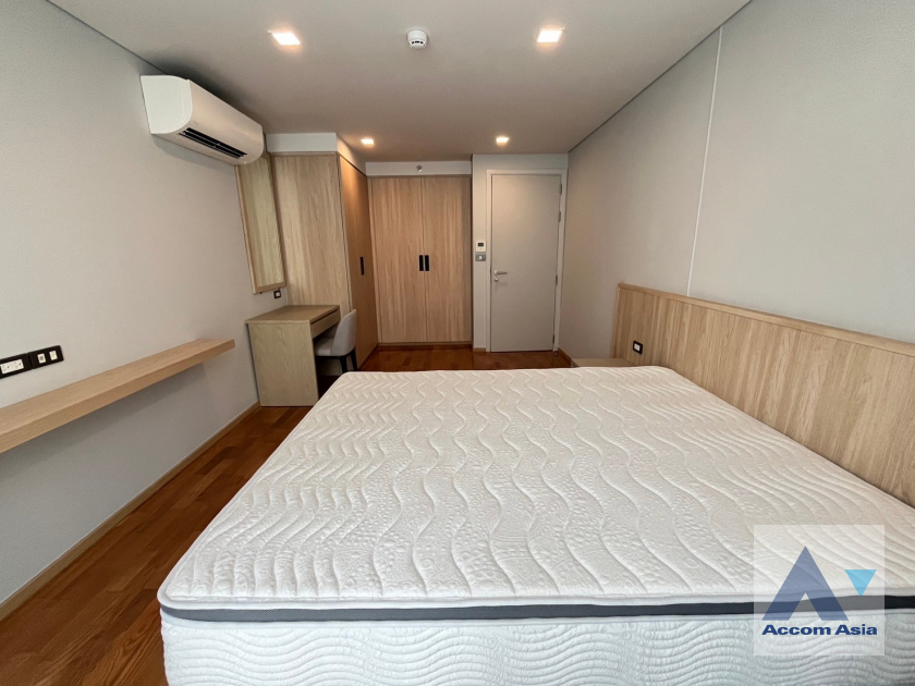 9  2 br Apartment For Rent in Sukhumvit ,Bangkok BTS Asok at Comfortable of Living Space AA41455