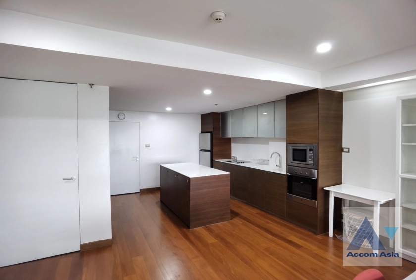 unit 2 Bedrooms  Condominium For Rent & Sale in Sathorn, Bangkok  near MRT Lumphini (AA41458)