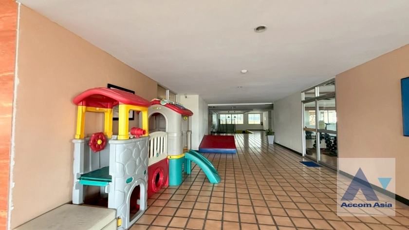 26  3 br Apartment for rent and sale in Sukhumvit ,Bangkok BTS Ekkamai at Ideal Place For Big Families AA41462