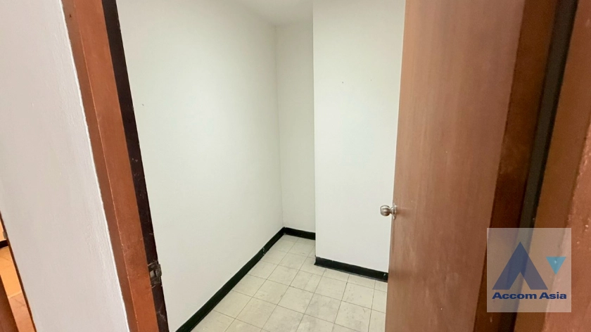 23  3 br Apartment for rent and sale in Sukhumvit ,Bangkok BTS Ekkamai at Ideal Place For Big Families AA41462