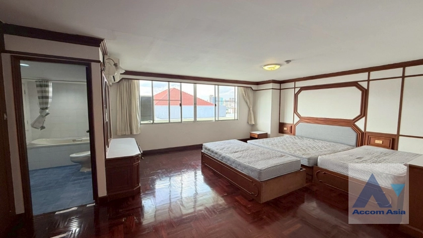 11  3 br Apartment for rent and sale in Sukhumvit ,Bangkok BTS Ekkamai at Ideal Place For Big Families AA41462