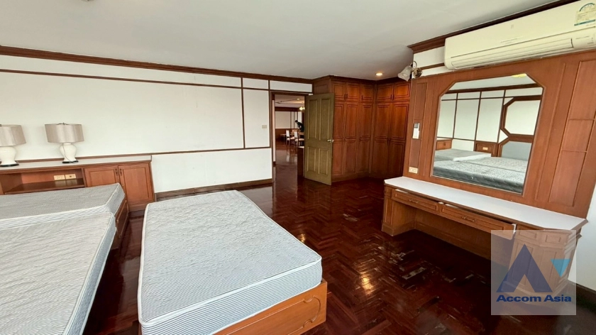 13  3 br Apartment for rent and sale in Sukhumvit ,Bangkok BTS Ekkamai at Ideal Place For Big Families AA41462