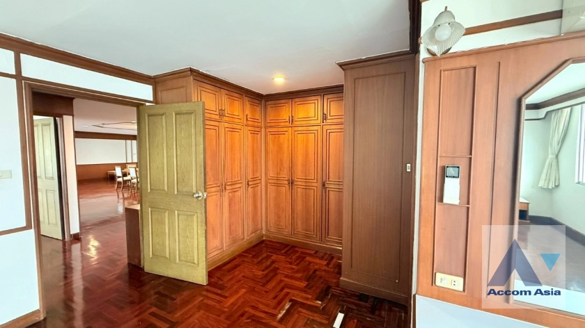 16  3 br Apartment for rent and sale in Sukhumvit ,Bangkok BTS Ekkamai at Ideal Place For Big Families AA41462