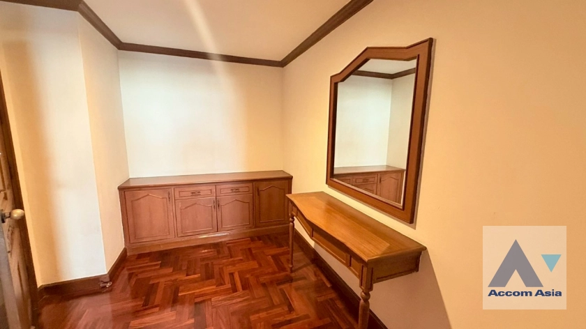 15  3 br Apartment for rent and sale in Sukhumvit ,Bangkok BTS Ekkamai at Ideal Place For Big Families AA41462