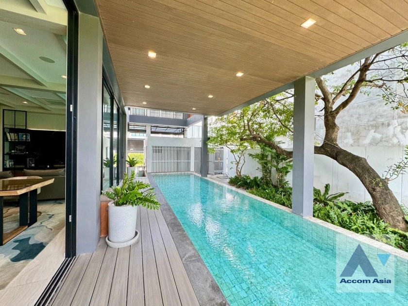  2  4 br House for rent and sale in Pattanakarn ,Bangkok  at The AVA residence AA41477