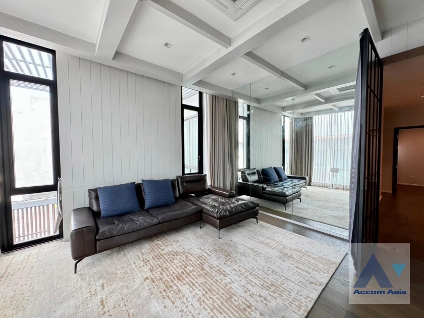 8  4 br House for rent and sale in Pattanakarn ,Bangkok  at The AVA residence AA41477