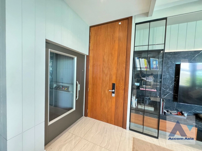 20  4 br House for rent and sale in Pattanakarn ,Bangkok  at The AVA residence AA41477