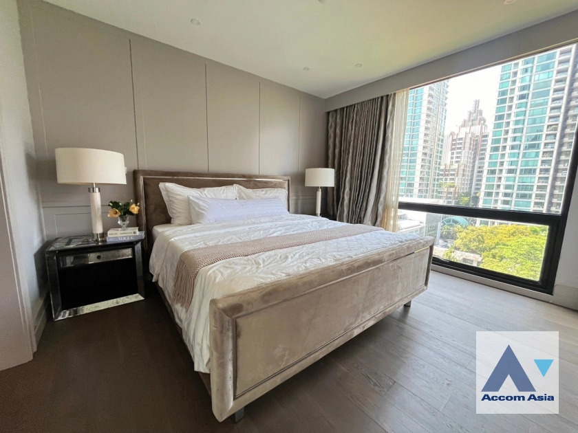 unit 2 Bedrooms  Condominium For Rent & Sale in Ploenchit, Bangkok  near BTS Chitlom (AA41478)