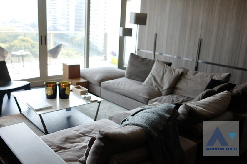 4  2 br Condominium for rent and sale in Ploenchit ,Bangkok BTS Ratchadamri - MRT Silom at 185 Rajadamri AA41481