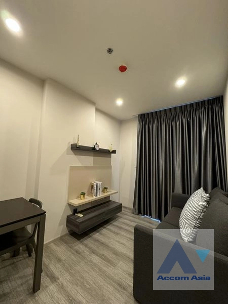 unit 1 Bedroom  Condominium For Sale in Phaholyothin, Bangkok  near BTS Ari (AA41485)