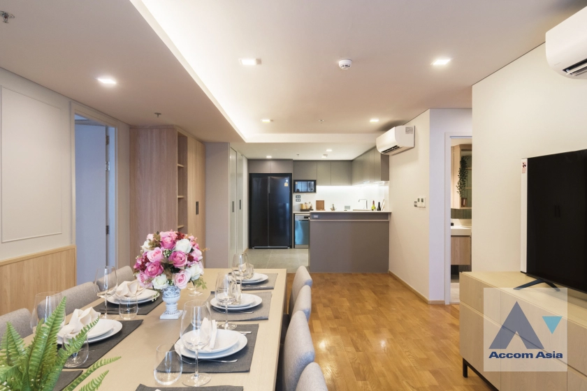 8  4 br Apartment For Rent in Sukhumvit ,Bangkok BTS Asok at Comfortable of Living Space AA41492