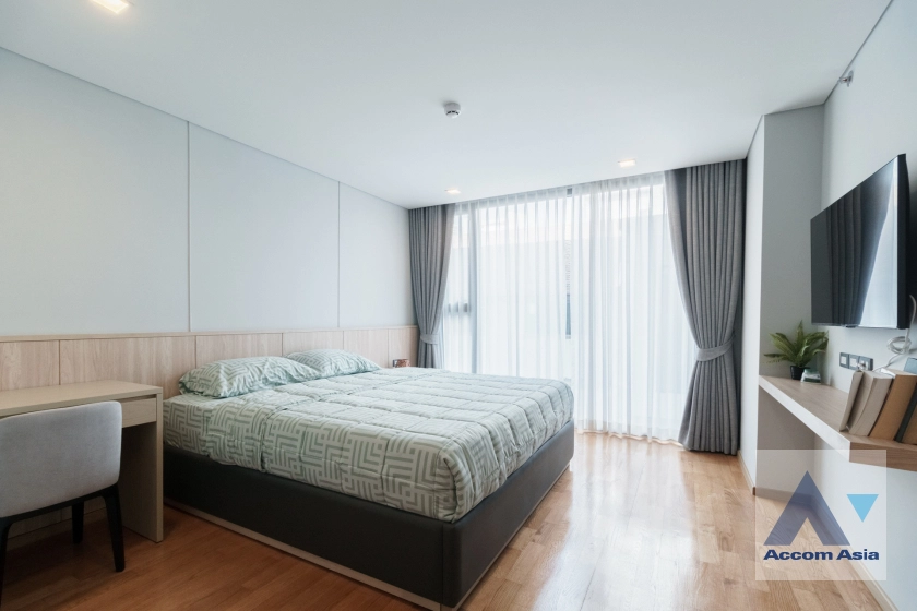 11  4 br Apartment For Rent in Sukhumvit ,Bangkok BTS Asok at Comfortable of Living Space AA41492