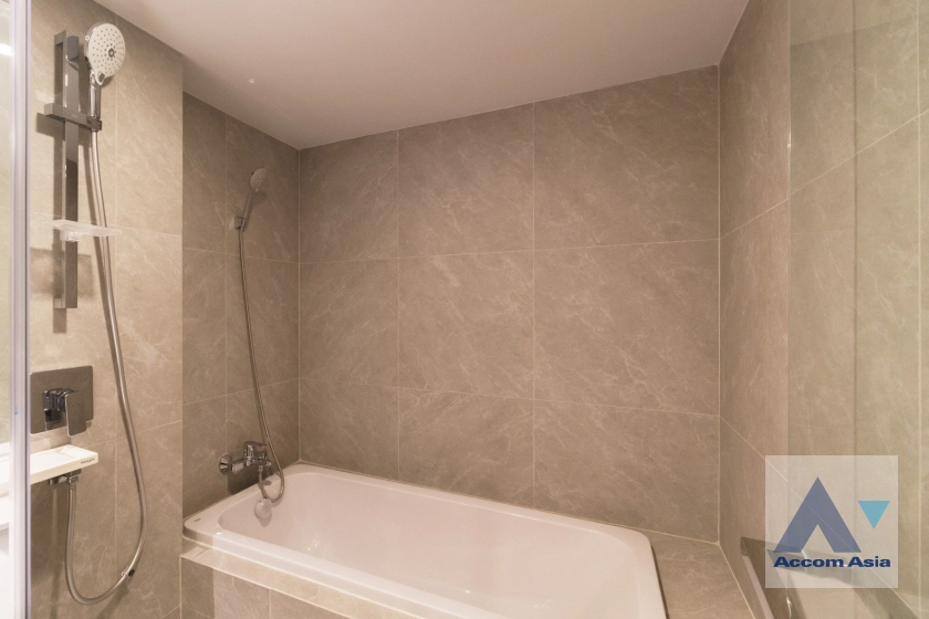 15  4 br Apartment For Rent in Sukhumvit ,Bangkok BTS Asok at Comfortable of Living Space AA41492