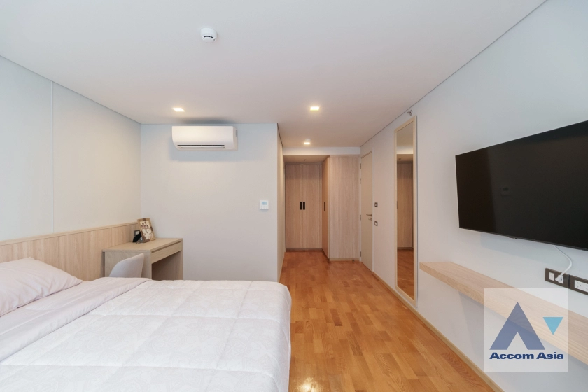 25  4 br Apartment For Rent in Sukhumvit ,Bangkok BTS Asok at Comfortable of Living Space AA41492