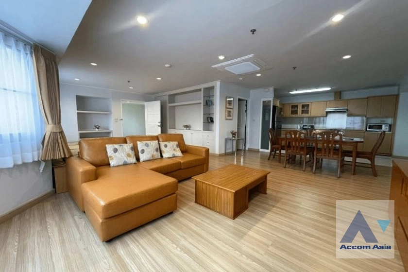  Baan Suan Petch Condominium  2 Bedroom for Sale & Rent BTS Phrom Phong in Sukhumvit Bangkok