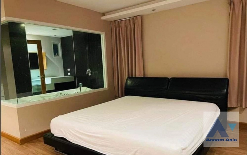 11  2 br Condominium For Rent in Charoen Nakhon ,Bangkok BTS Wongwian Yai at Sompob house AA41505