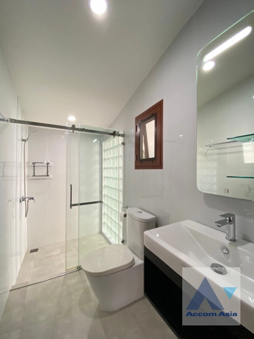 20  4 br House For Rent in Sukhumvit ,Bangkok BTS Asok AA41515