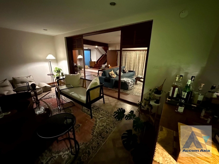 13  4 br House For Rent in Sukhumvit ,Bangkok BTS Asok AA41515