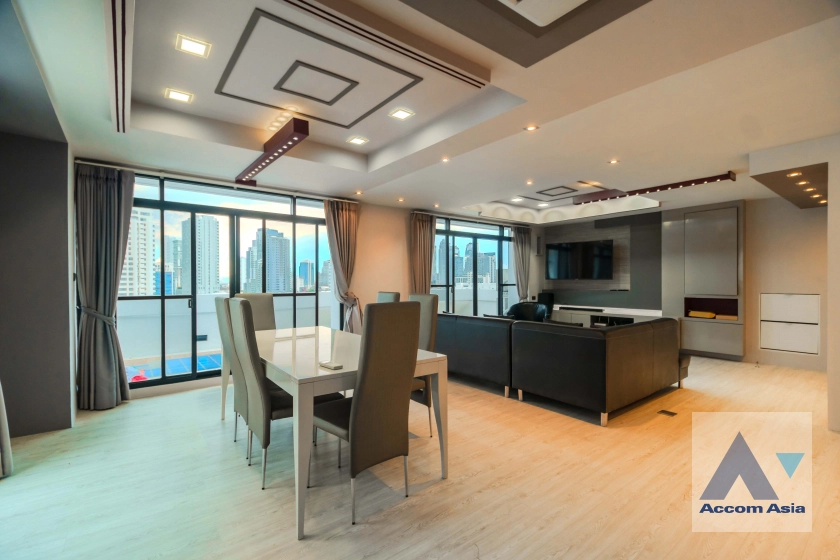 unitBig Balcony, Duplex Condo |  3 Bedrooms  Condominium For Rent in Sukhumvit, Bangkok  near BTS Thong Lo (AA41518)