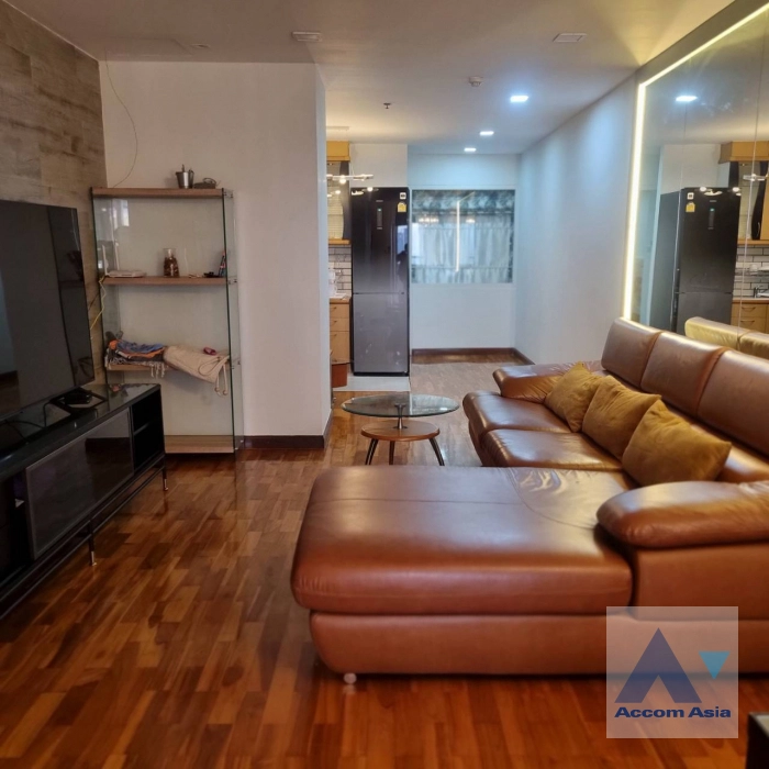 unit 2 Bedrooms  Condominium For Rent in Sukhumvit, Bangkok  near BTS Phrom Phong (AA41537)