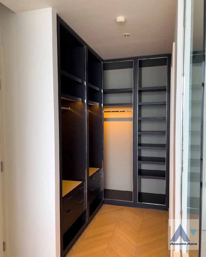 14  2 br Condominium for rent and sale in Sathorn ,Bangkok BTS Saphan Taksin at Four Seasons Private Residences AA41545