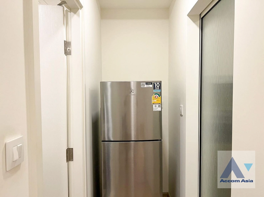 unit 1 Bedroom  Condominium For Sale in Sukhumvit, Bangkok  near BTS On Nut (AA41550)