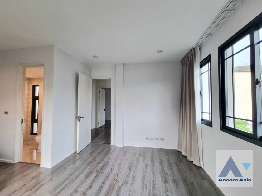 5  4 br House for rent and sale in Bang Na ,Bangkok BTS Udomsuk at House AA41563
